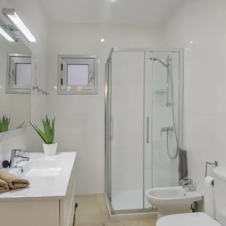 Stunning 6bedrooms Marbella With By Lodgerstrip *