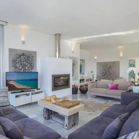 Villa Stunning 6bedrooms Marbella With By Lodgerstrip Estepona