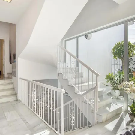 Stunning 6bedrooms Marbella With By Lodgerstrip *