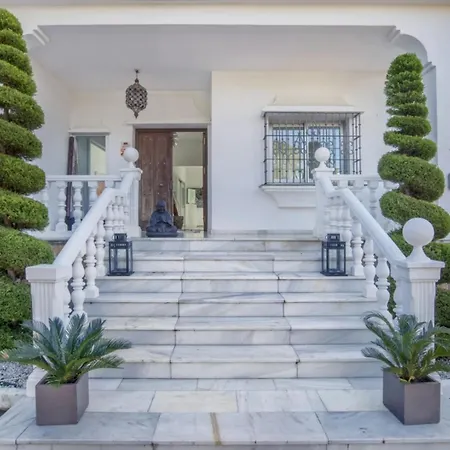 Stunning 6bedrooms Marbella With By Lodgerstrip וילה אסטפונה